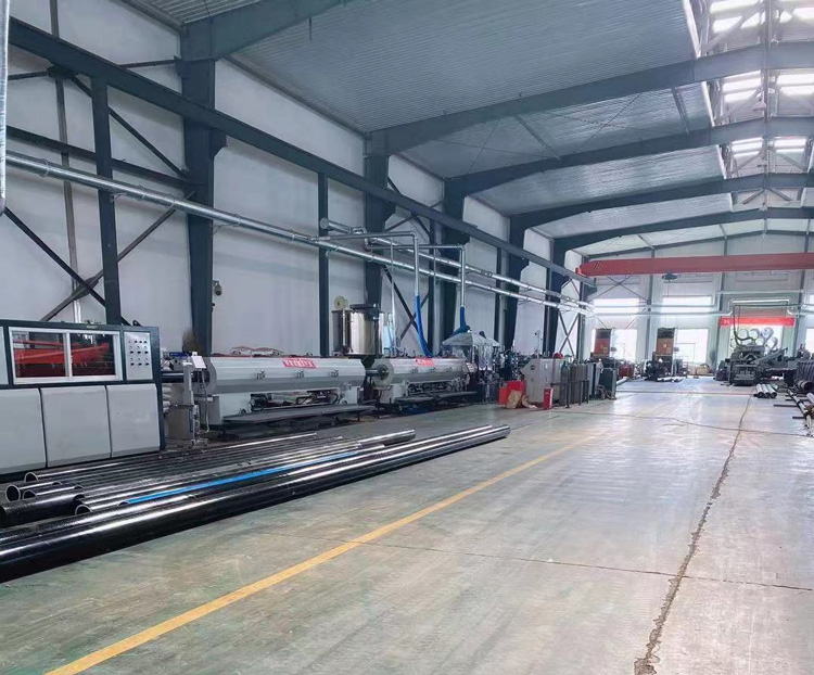 	廠（chǎng）容廠貌